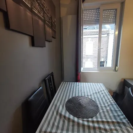 Appartement Luxueux Avec 2 Chambres *